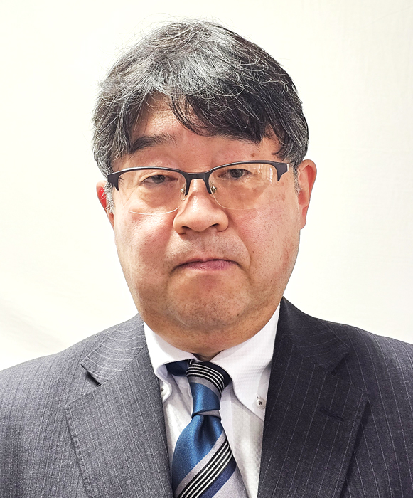 事務長　片野勝司写真